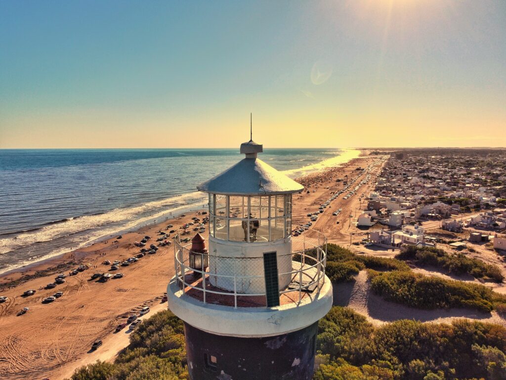 Faro_y_Claromeco